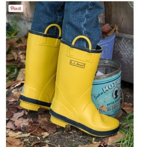 Little kids size 10 L.L. bean puddle stompers